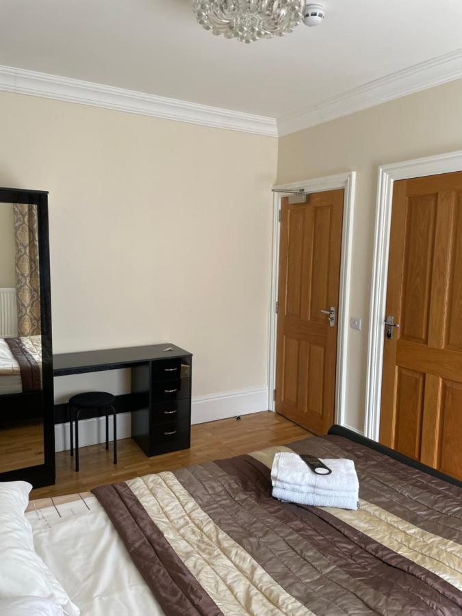 The White Lodge Hotel Hereford Exterior photo
